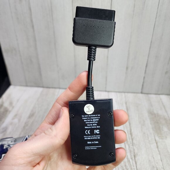 Mad Catz Dallas Cowboys Controller - For Parts only! - Picture 6 of 9